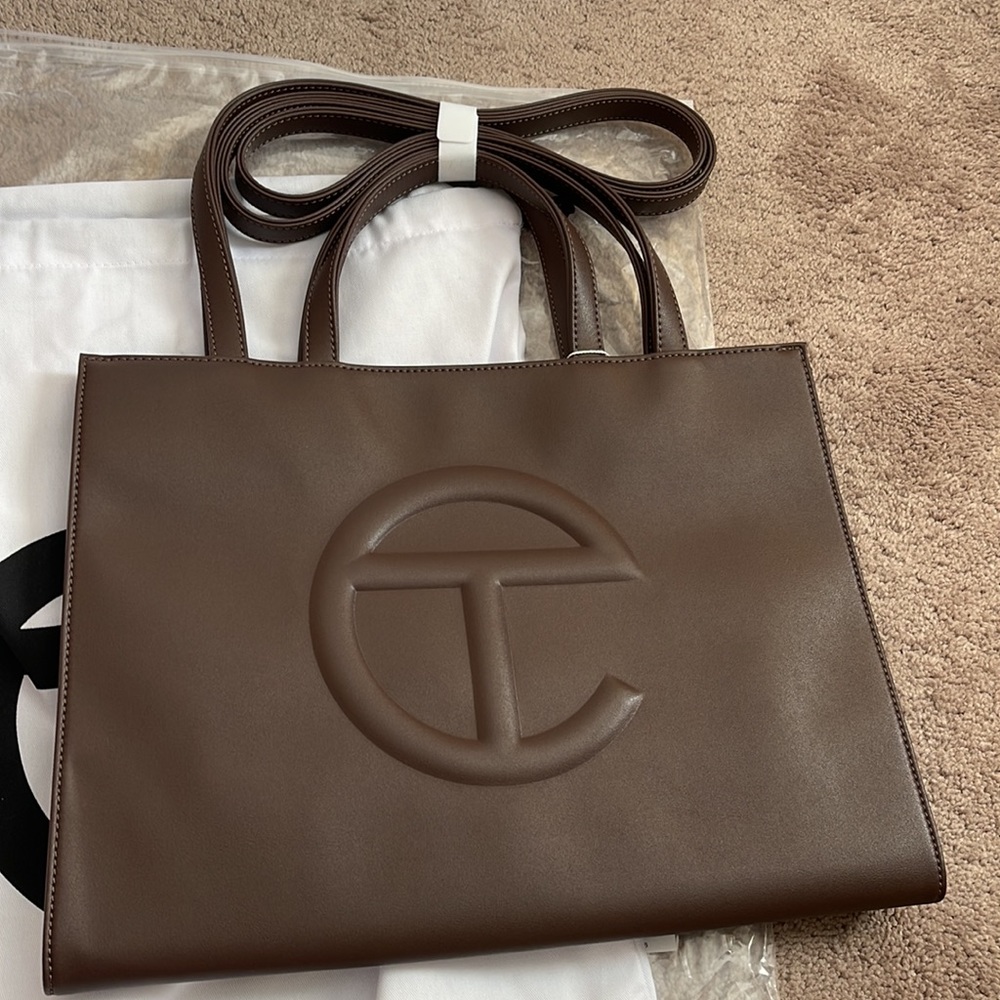 AUTHENTIC MEDIUM TELFAR Chocolate brand NWT